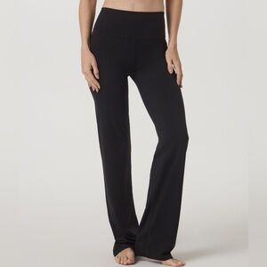 VUORI ALLTHEFEELS  STRAIGHT LEG